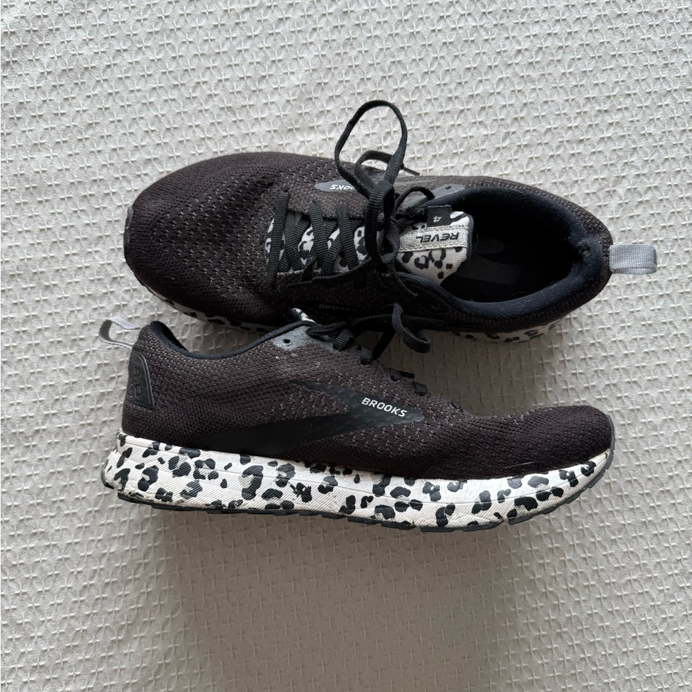 Brooks Black and White Athletic Shoes
